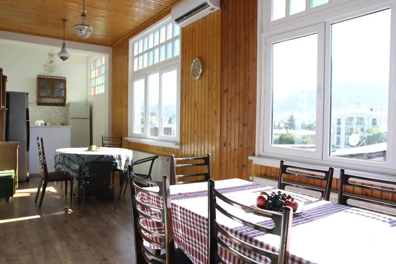 Guest House Third Floor Tbilisi 0*,